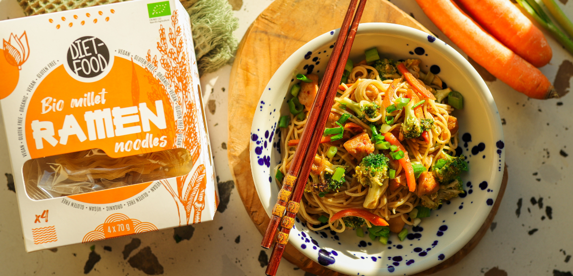 Bio Ramen with Chicken and Peanut Sauce